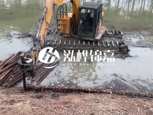 河道木材松木樁怎么選？河道工程用什么規(guī)格松木樁？